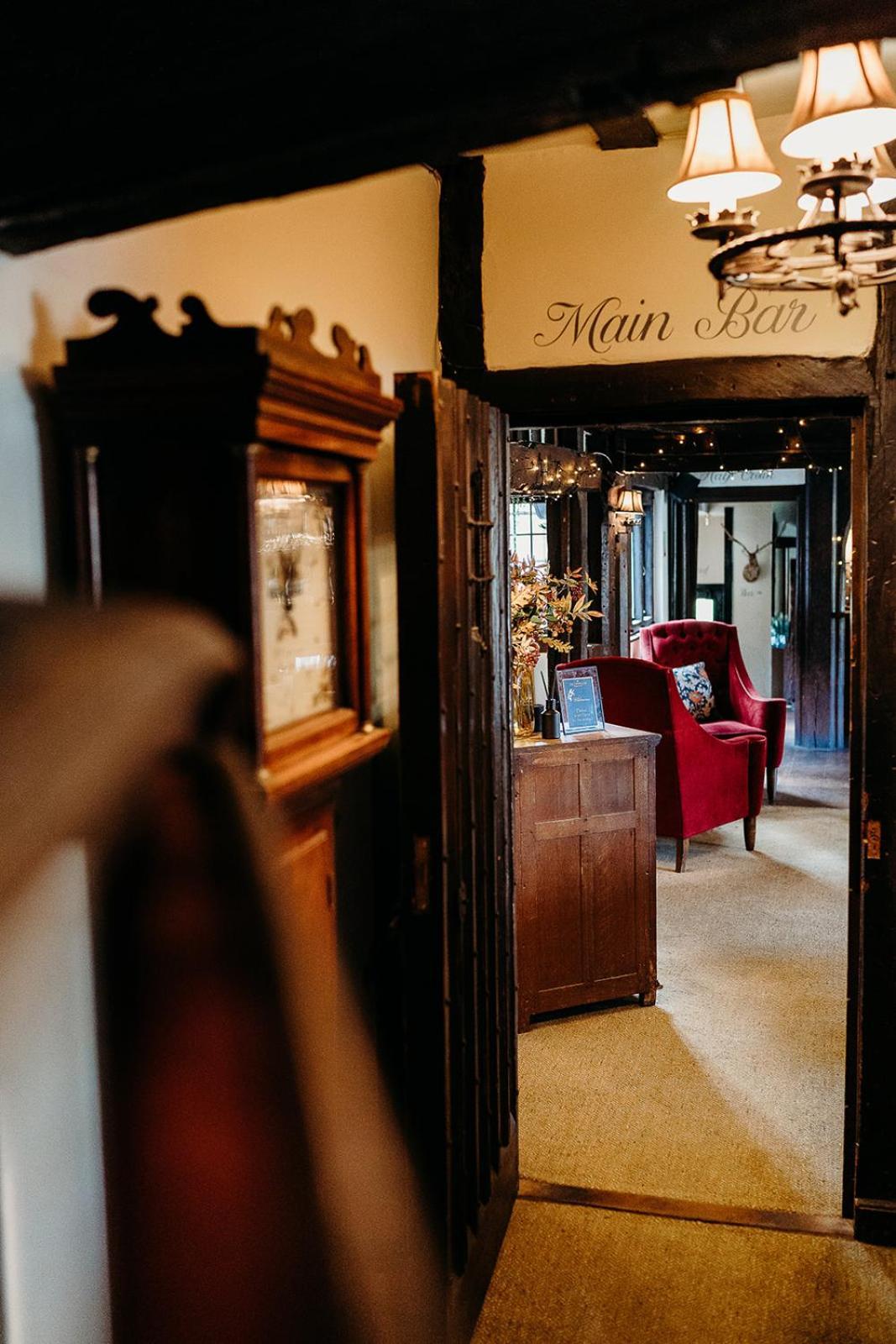 The Crown Inn Chiddingfold Exteriör bild